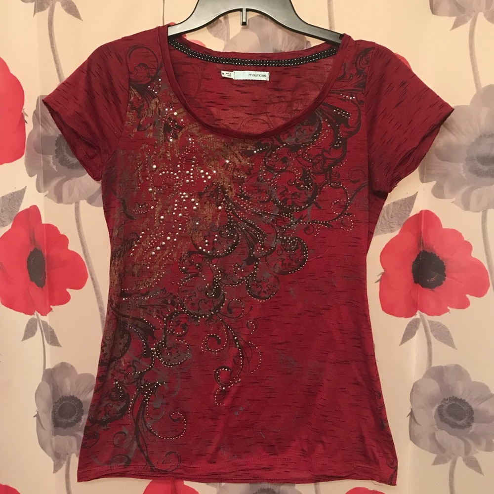 Maurice’s t-shirt